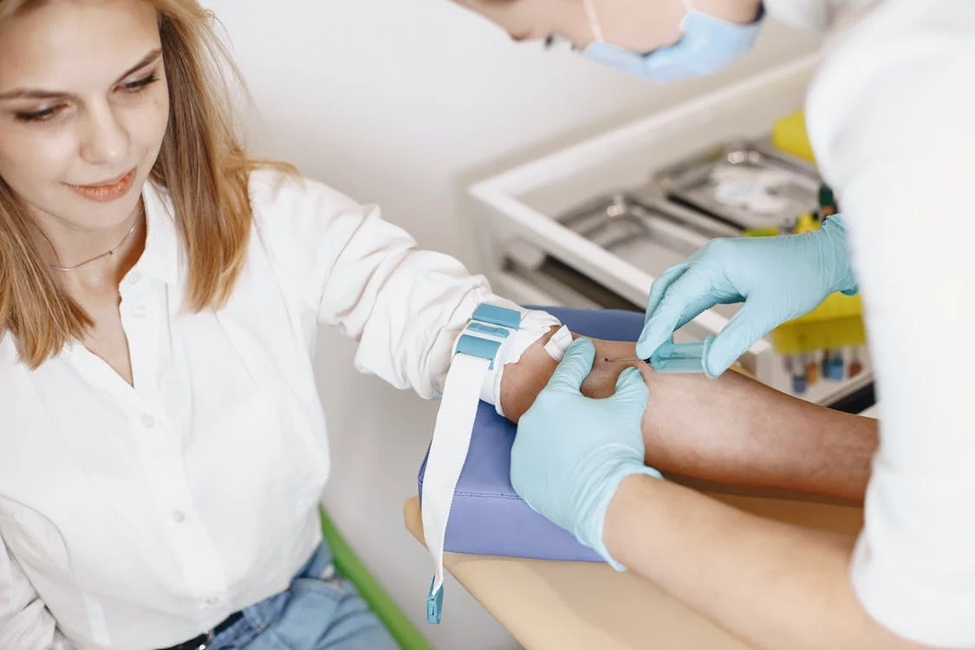 mobile lab service drawing blood