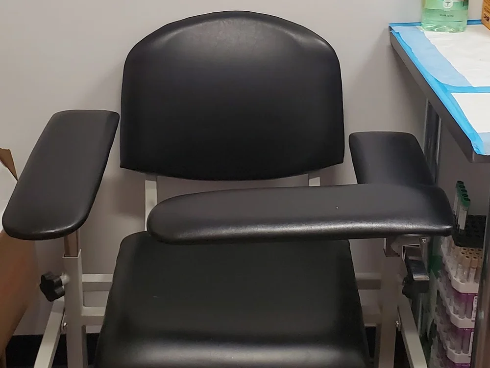 Blood Work Maryland blood draw chair at the Phlebotomy On Wheels Patient Service Center